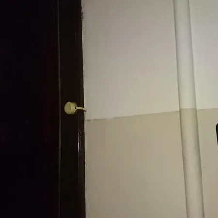 Terbatas 6/8 *