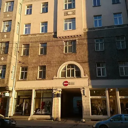 Terbatas 6/8 Gasthuis Riga